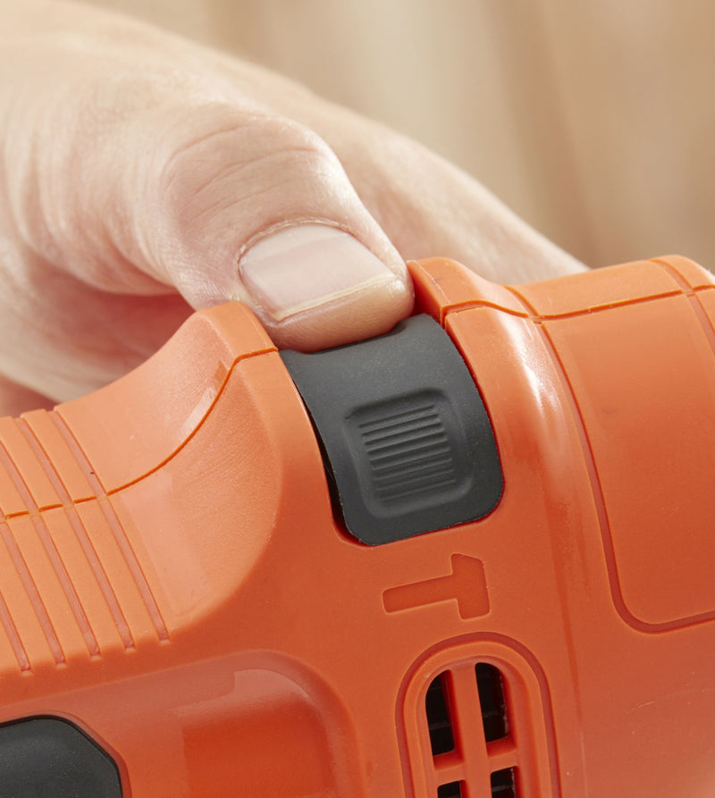 Taladro percutor Black&amp;Decker (BEH200-QS) de 500 W, portabrocas de 13 mm, 0-2900 rpm, 49300 ipm. Incluye empuñadura lateral.