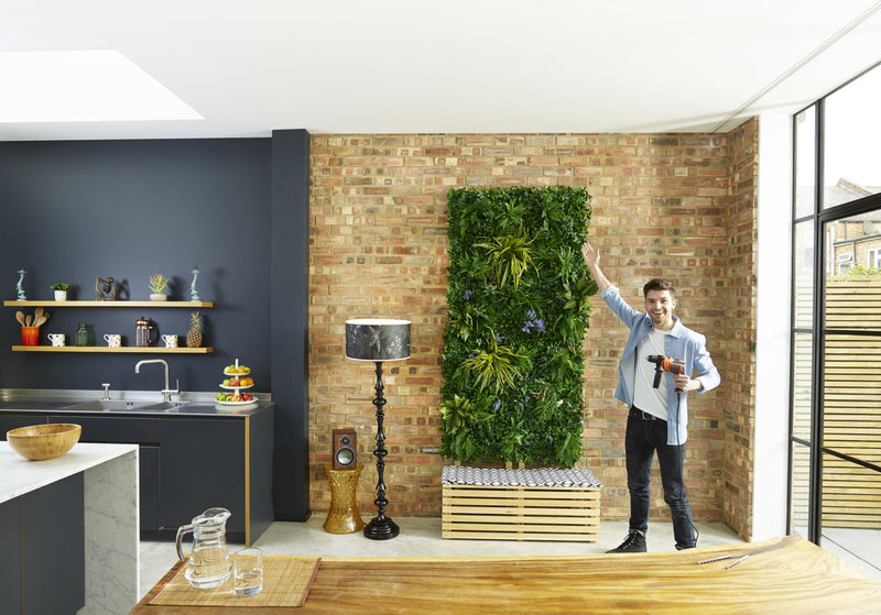 Black&Decker (BEH550-QS) 550W 13mm Hammer Drill with 1 masonry bit, 1 wood bit and side handle