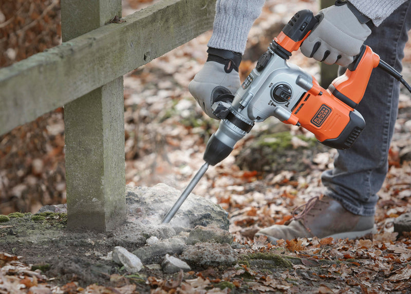 Black&Decker (BEHS03K-QS) SDS-Plus 1,250W 3-mode 3.7J hammer, 13mm drill bit adapter with wrench, side handle and case