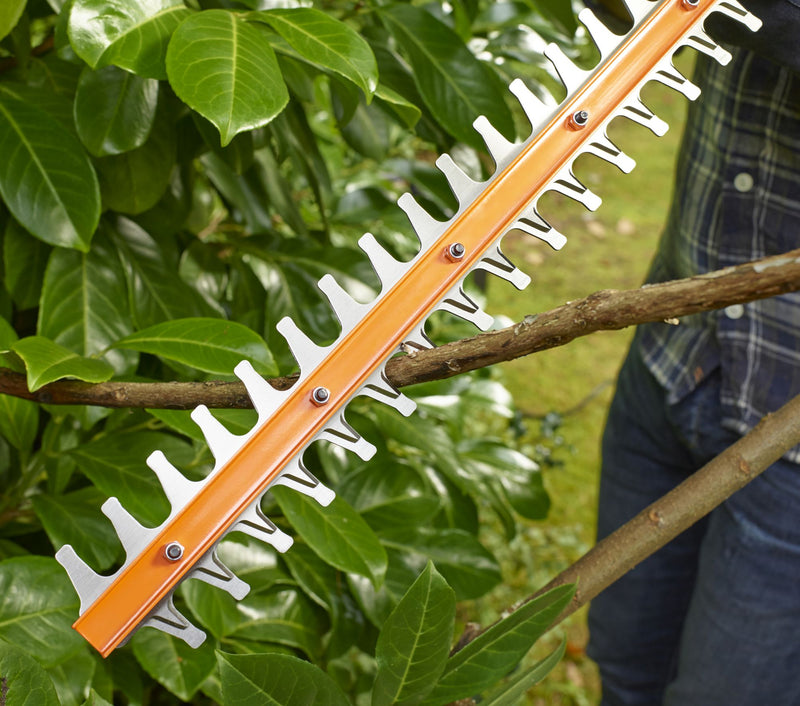 Black&Decker (BEHT251-QS) Hedge Trimmer 450W 50cm 18mm