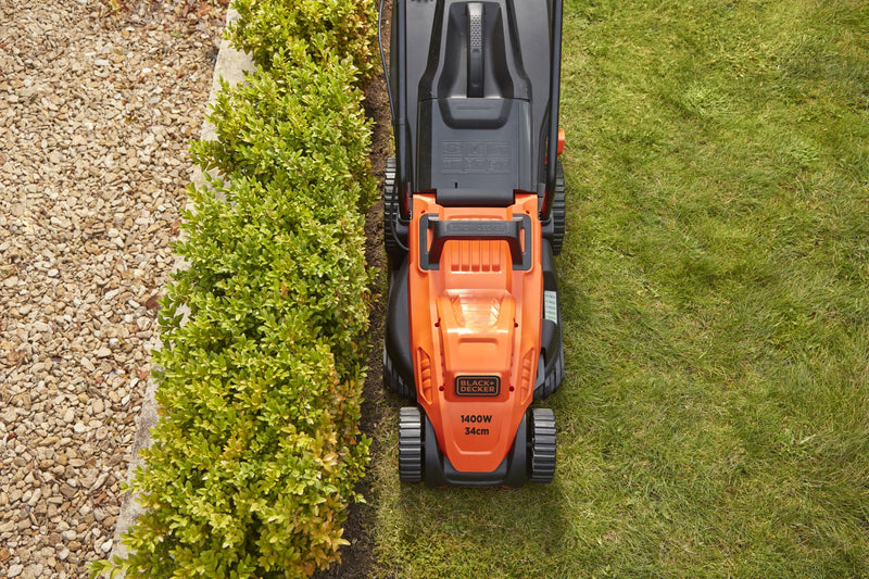 Black&Decker (BEMW461BH-QS) 1,400W 34cm Bicycle Handlebar Lawn Mower