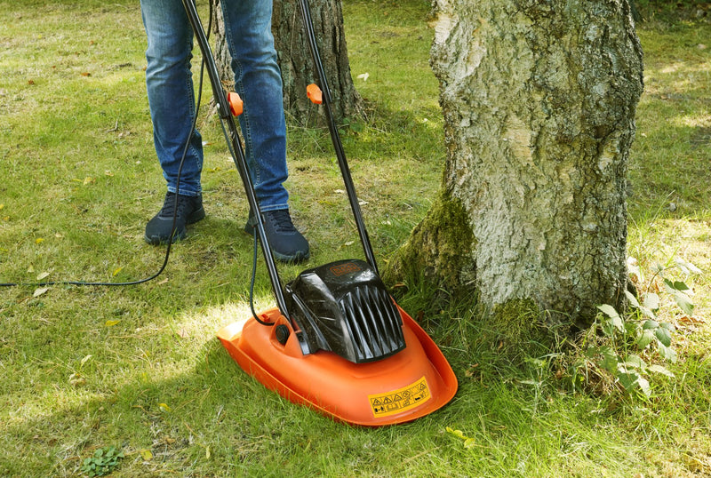 Black&Decker (BEMWH551-QS) Aerostatic Lawn Mower 1,200W 30cm
