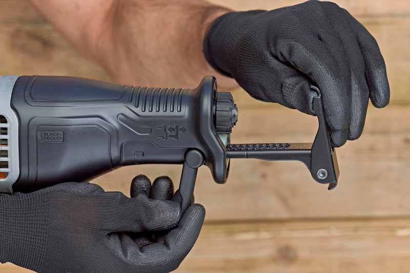 Black&Decker (BES301-QS) 750W Reciprocating Saw, variable speed, 20mm stroke. With 1 wood blade, 1 metal blade, and branch holder.