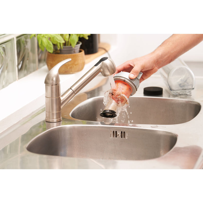 Black&Decker (BHFEA515J-QW) 2-in-1 18V 1.5Ah Lithium-ion stick vacuum cleaner. 2 speeds, 33-minute runtime, and 500ml tank.