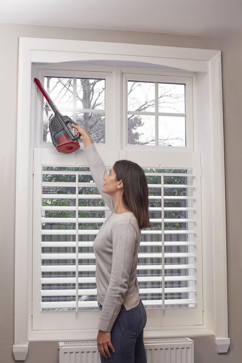 Aspirador portátil Black&amp;Decker (BHHV315J-QW) GEN 11 com acessórios. Alimentação de 12V e bateria de lítio de 1,5 Ah.