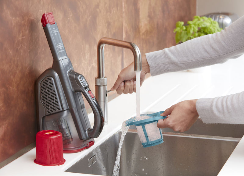 Aspirador portátil Black&amp;Decker (BHHV315J-QW) GEN 11 com acessórios. Alimentação de 12V e bateria de lítio de 1,5 Ah.