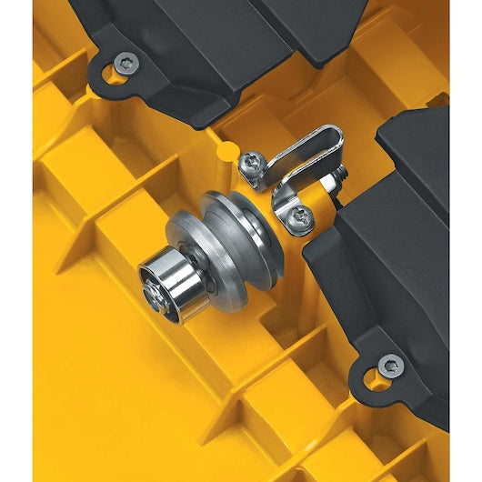 Serra para azulejos Dewalt (D24000-QS) de 1600 W com mesa deslizante de 250 mm