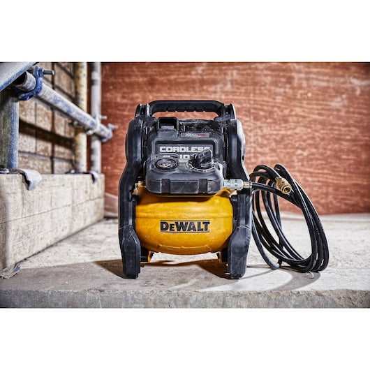 Compressor Dewalt (DCC1054T2-QW) 54V XR FLEXVOLT - 2 x 6Ah