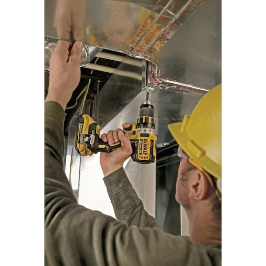 Dewalt (DCD790D2-QW) 18V XR Brushless Drill Driver - 2 X 2Ah