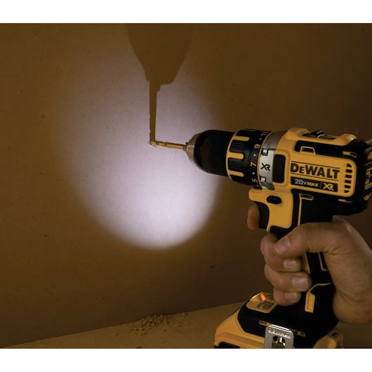 Dewalt (DCD790D2-QW) 18V XR Brushless Drill Driver - 2 X 2Ah