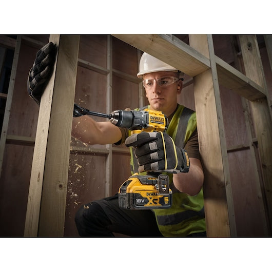Furadeira/Parafusadeira Compacta Dewalt (DCD794P2T-QW) 18V XR® sem Escovas - 2 x 5Ah