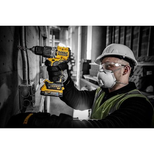 Dewalt (DCD805E2T-QW) 18V XR® Brushless Hammer Drill Driver - 2 x POWERSTACK 1.7Ah