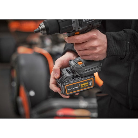 Dewalt (DCD85MP2T-QW) DEWALT® x McLaren F1 Team 18V XR® Brushless Hammer Drill Driver - 2 x 5Ah