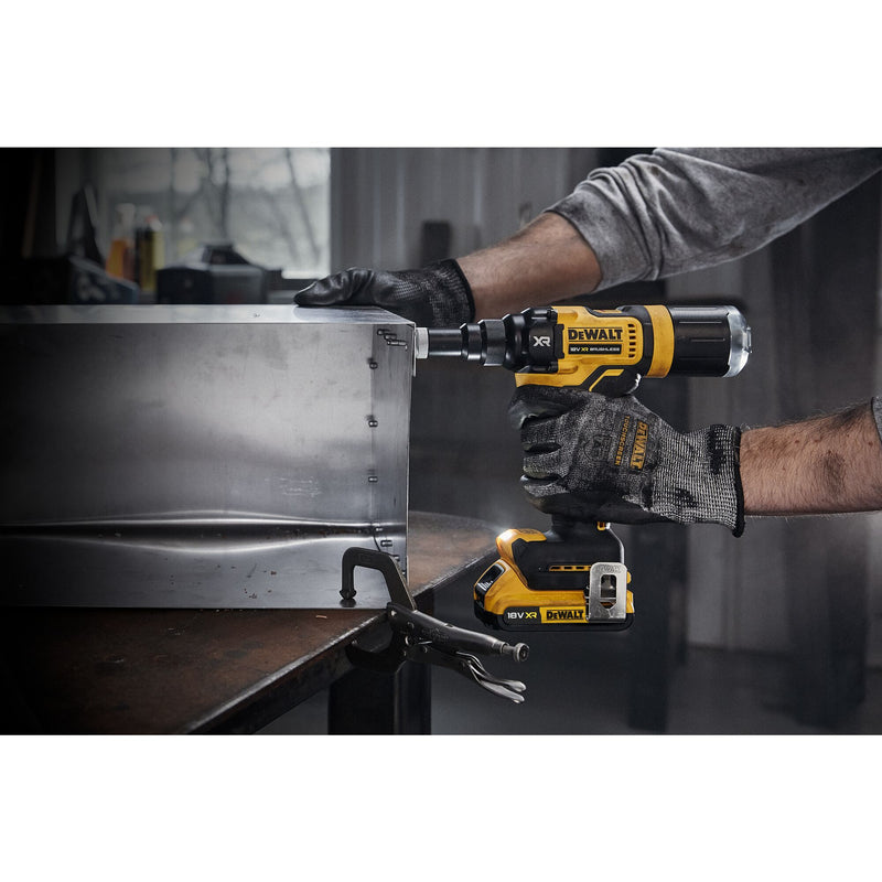 Dewalt (DCF403NT-XJ) 18V XR Brushless 4.8mm Rivet Gun (tool only)