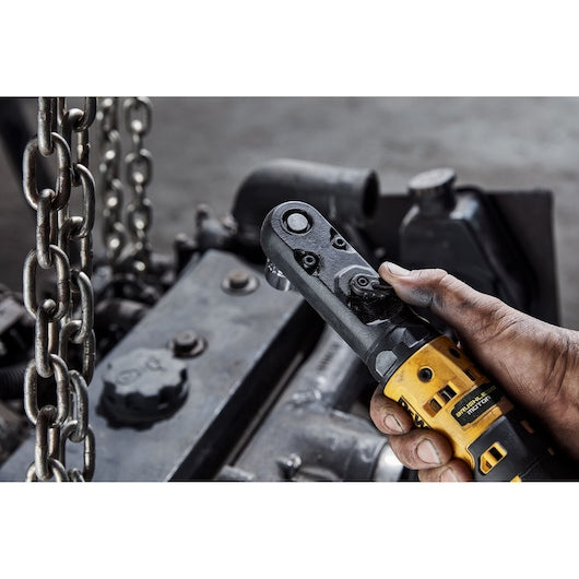 Roquete 18V XR de 1/2" e 3/8" + 2 Baterias POWERSTACK de 1.7Ah Dewalt (DCF510E2G-QW)