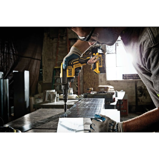 Dewalt (DCF622NT-XJ) 18 XR® Brushless Screwdriver - Bare Tool Only