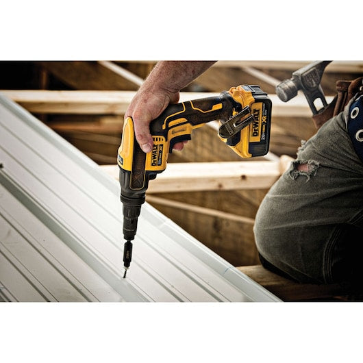 Dewalt (DCF622NT-XJ) 18 XR® Brushless Screwdriver - Bare Tool Only