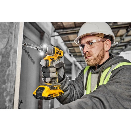 Dewalt (DCF840D2T-QW) 18V XR® Brushless 1/4" Impact Driver - 2 x 2Ah