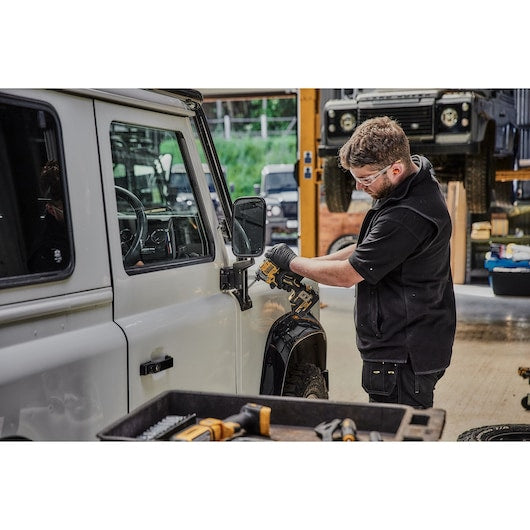 Dewalt (DCF850N-XJ) 18V XR® Brushless 1/4" Compact Impact Driver - Bare Tool Only