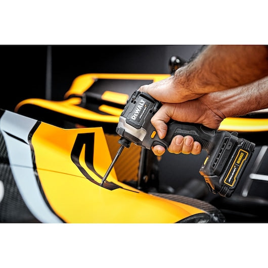 Dewalt (DCF85ME2GT-QW) 18V XR Brushless Compact Impact Driver - DEWALT x McLaren F1 Team LIMITED Edition - 2 X 1.7Ah POWERSTACK Battery