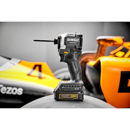 Dewalt (DCF85ME2GT-QW) 18V XR Brushless Compact Impact Driver - DEWALT x McLaren F1 Team LIMITED Edition - 2 X 1.7Ah POWERSTACK Battery