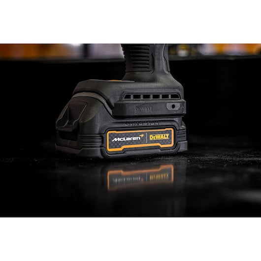 Dewalt (DCF85ME2GT-QW) 18V XR Brushless Compact Impact Driver - DEWALT x McLaren F1 Team LIMITED Edition - 2 X 1.7Ah POWERSTACK Battery