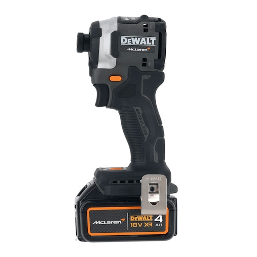 Dewalt (DCF85MM1T-QW) DEWALT® x McLaren F1 Team 18V XR® Brushless 1/4" Impact Driver - 1 x 4Ah