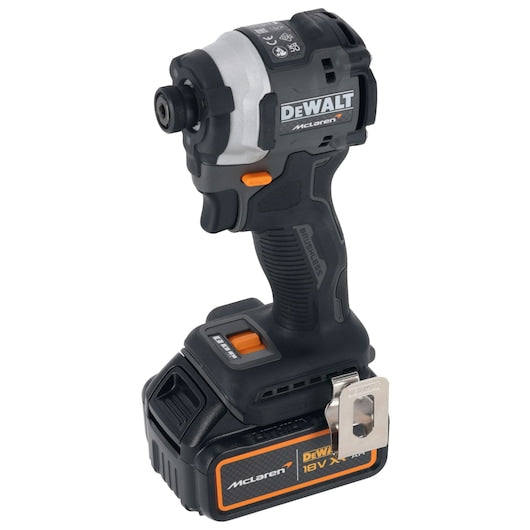 Dewalt (DCF85MM1T-QW) DEWALT® x McLaren F1 Team 18V XR® Brushless 1/4" Impact Driver - 1 x 4Ah