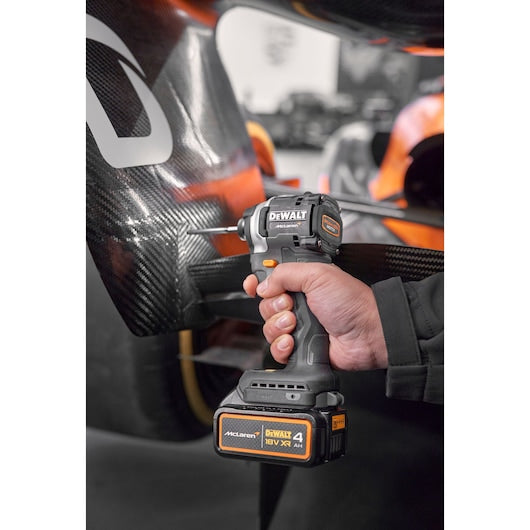 Dewalt (DCF85MM2T-QW) DEWALT® x McLaren F1 Team 18V XR® Brushless 1/4" Impact Driver - 2 x 4Ah