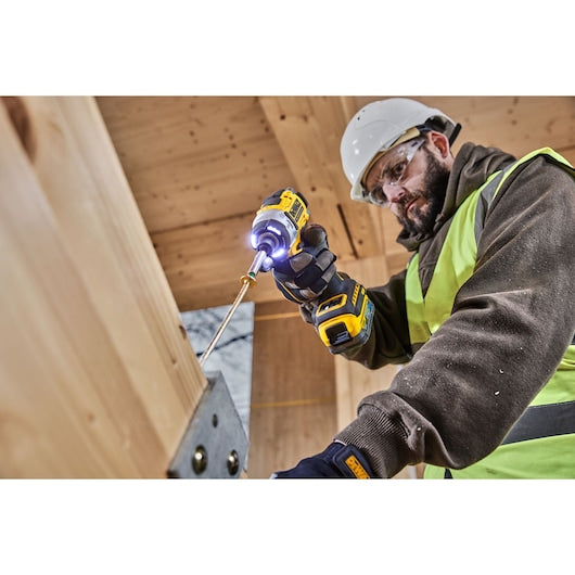 Dewalt (DCF860E2T-QW) 18V XR® Brushless 1/4" Premium Impact Driver - 2 x POWERSTACK 1.7Ah