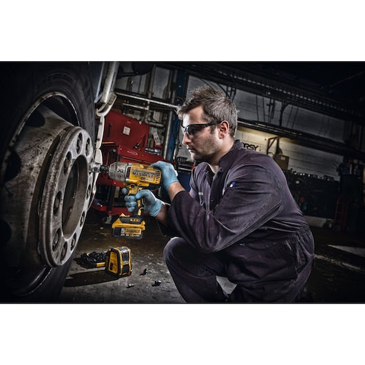 Dewalt (DCF899N-XJ) 18V XR® Brushless 1/2" Detent Pin High Torque Impact Wrench - Bare Tool Only