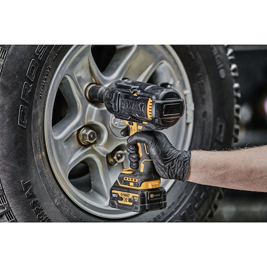 Dewalt (DCF900P2G-QW) 18V XR® Brushless 1/2" Hog Ring High Torque Impact Wrench - 2 x 5Ah Automotive
