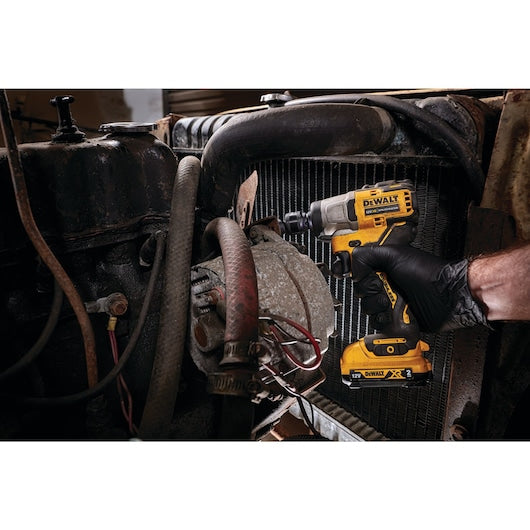 Dewalt (DCF902D2-QW) 12V XR Brushless Sub-Compact 3/8" Impact Wrench - 2 X 2Ah