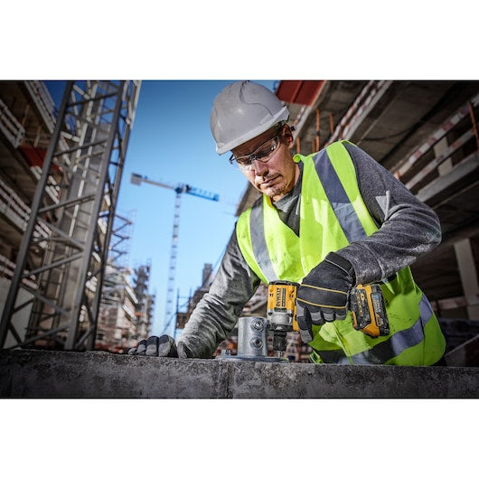 Dewalt (DCF921E2T-QW) 18V XR® Brushless 1/2" Hog Ring Compact Impact Wrench - 2 x POWERSTACK 1.7Ah