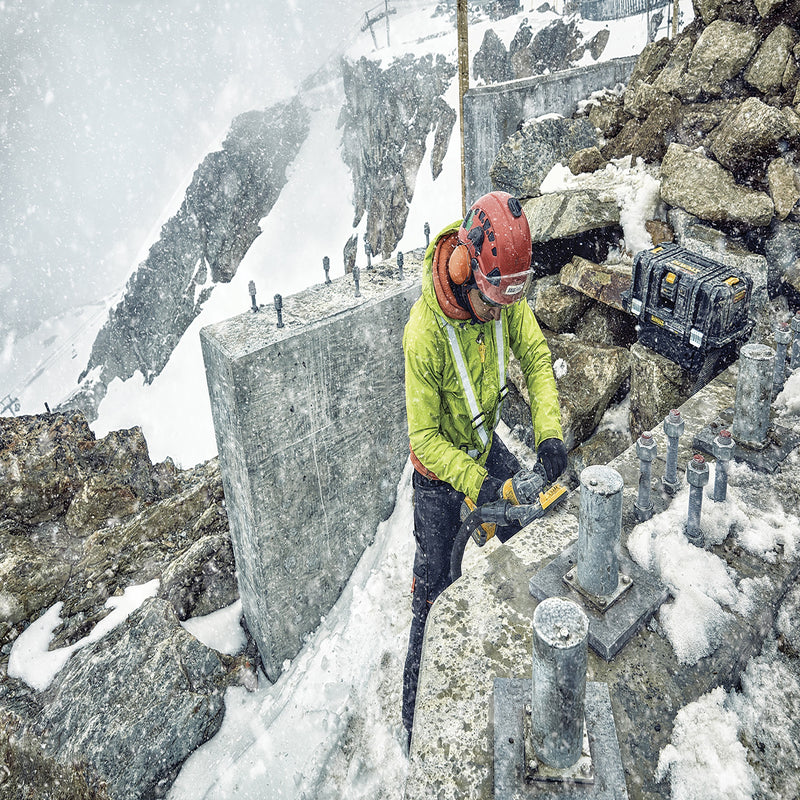 Rebarbadora Dewalt (DCG418T2-QW) 54V XR FLEXVOLT de 125 mm com punho lateral - 2 baterias de 6 Ah