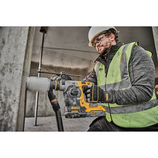Furadeira de impacto Dewalt (DCH273H2T-QW) 18V XR® sem escova, 24 mm, SDS-plus® - 2 baterias POWERSTACK de 5 Ah