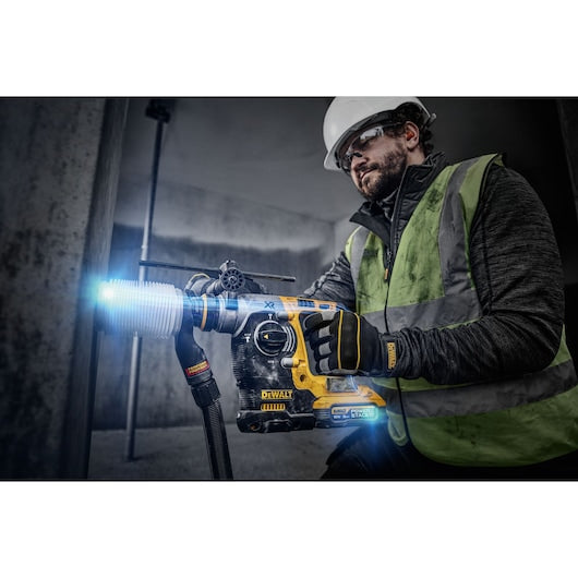 Furadeira de impacto Dewalt (DCH273H2T-QW) 18V XR® sem escova, 24 mm, SDS-plus® - 2 baterias POWERSTACK de 5 Ah