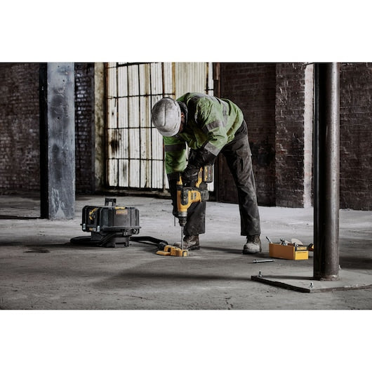 Martelo Perfurador SDS-Plus Dewalt (DCH417X2-QW) 54V XR FLEXVOLT de 32 mm com Conexão Rápida