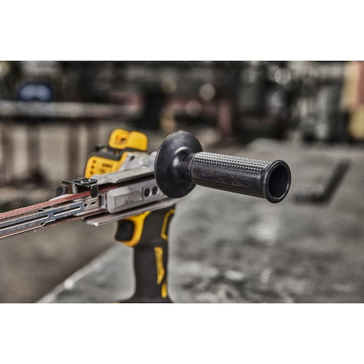 Lixadeira de fita sem escova Dewalt (DCM200E2T-QW) 18V XR® - 2 x POWERSTACK 1,7Ah