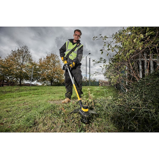 Aparador de grama Dewalt (DCM561PBS-XJ) 18V XR® sem escova, 33 cm - Somente a ferramenta