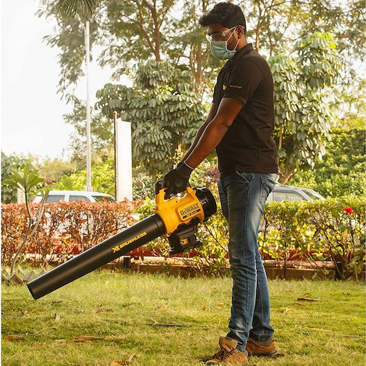 Dewalt (DCM562P1-QW) 18V XR® Brushless Blower - 1 x 5Ah