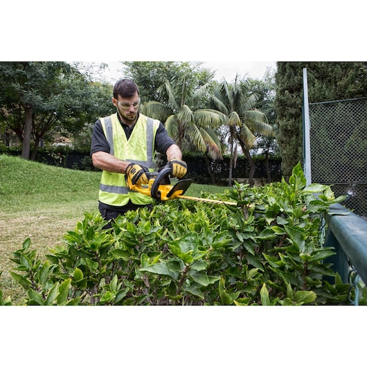 Cortador de sebes Dewalt (DCM563PB-XJ) 18V XR® de 55 cm (espaçamento da lâmina de 19 mm) - Somente a ferramenta