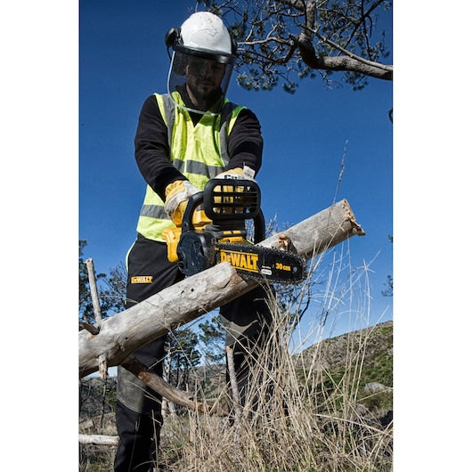 Motosserra compacta Dewalt (DCM565N-XJ) 18V XR® sem escovas de 30 cm - Somente a ferramenta