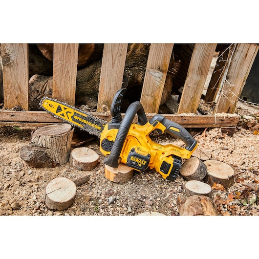 Motosserra compacta Dewalt (DCM565N-XJ) 18V XR® sem escovas de 30 cm - Somente a ferramenta