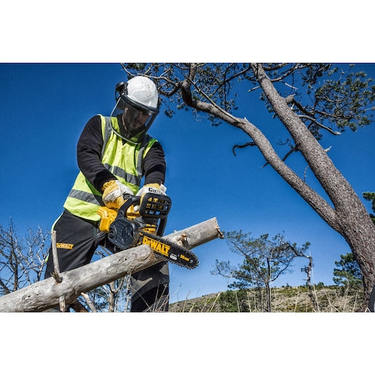 Motosserra compacta sem escova Dewalt (DCM565P1-QW) 18V XR® de 30 cm - 1 x 5 Ah