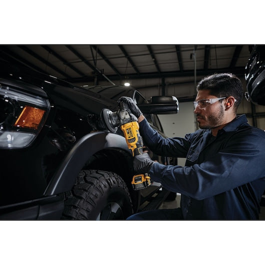 Polidora rotativa-orbital sem escovas Dewalt (DCM848P2-QW) 18V XR® de 125 mm - 2 baterias de 5 Ah