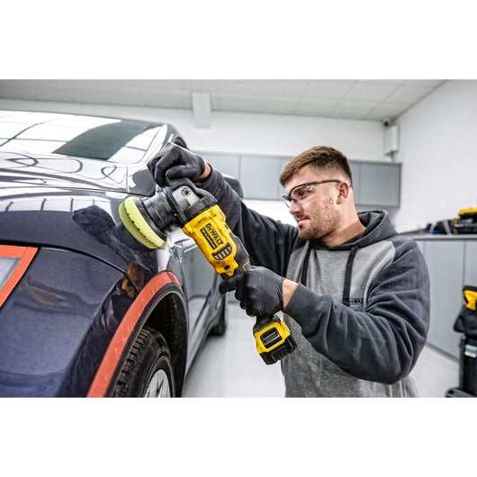 Polidora rotativa-orbital sem escovas Dewalt (DCM848P2-QW) 18V XR® de 125 mm - 2 baterias de 5 Ah
