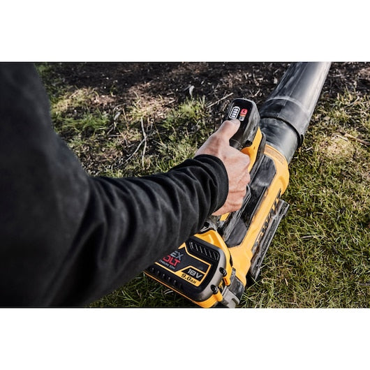 Soprador sem escovas Dewalt (DCMBL777X1-QW) 54V XR FLEXVOLT® - 1 x 9Ah