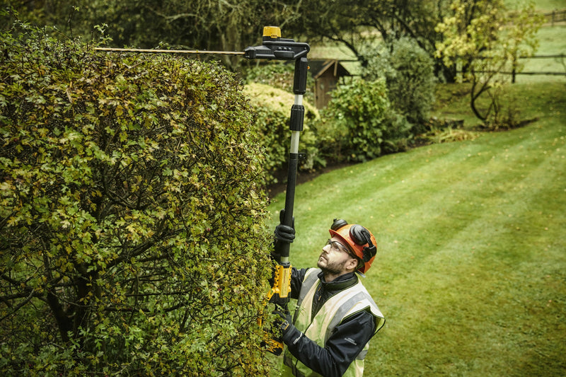 Cortasetos de pértiga Dewalt (DCMPH566P1-QW) XR de 18 V y 55 cm (separación de cuchillas de 25 mm) - 1 batería de 5 Ah