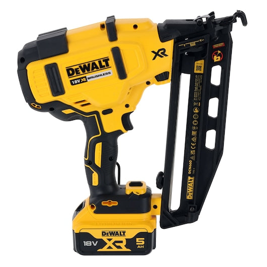 Pregador pneumático Dewalt (DCN660P2-QW) 18V XR® sem escovas, calibre 16, para fixação de segunda camada - 2 baterias de 5Ah
